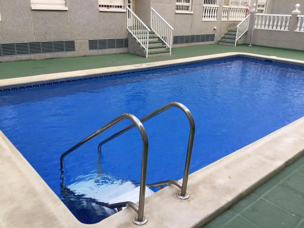 Apartament Montana Torrevieja Extérieur photo