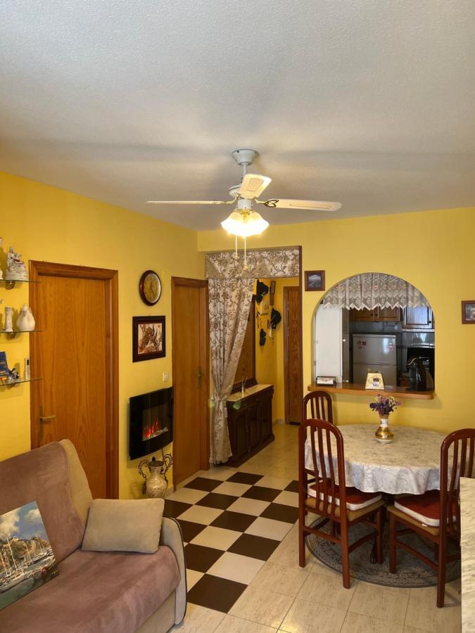 Apartament Montana Torrevieja Extérieur photo