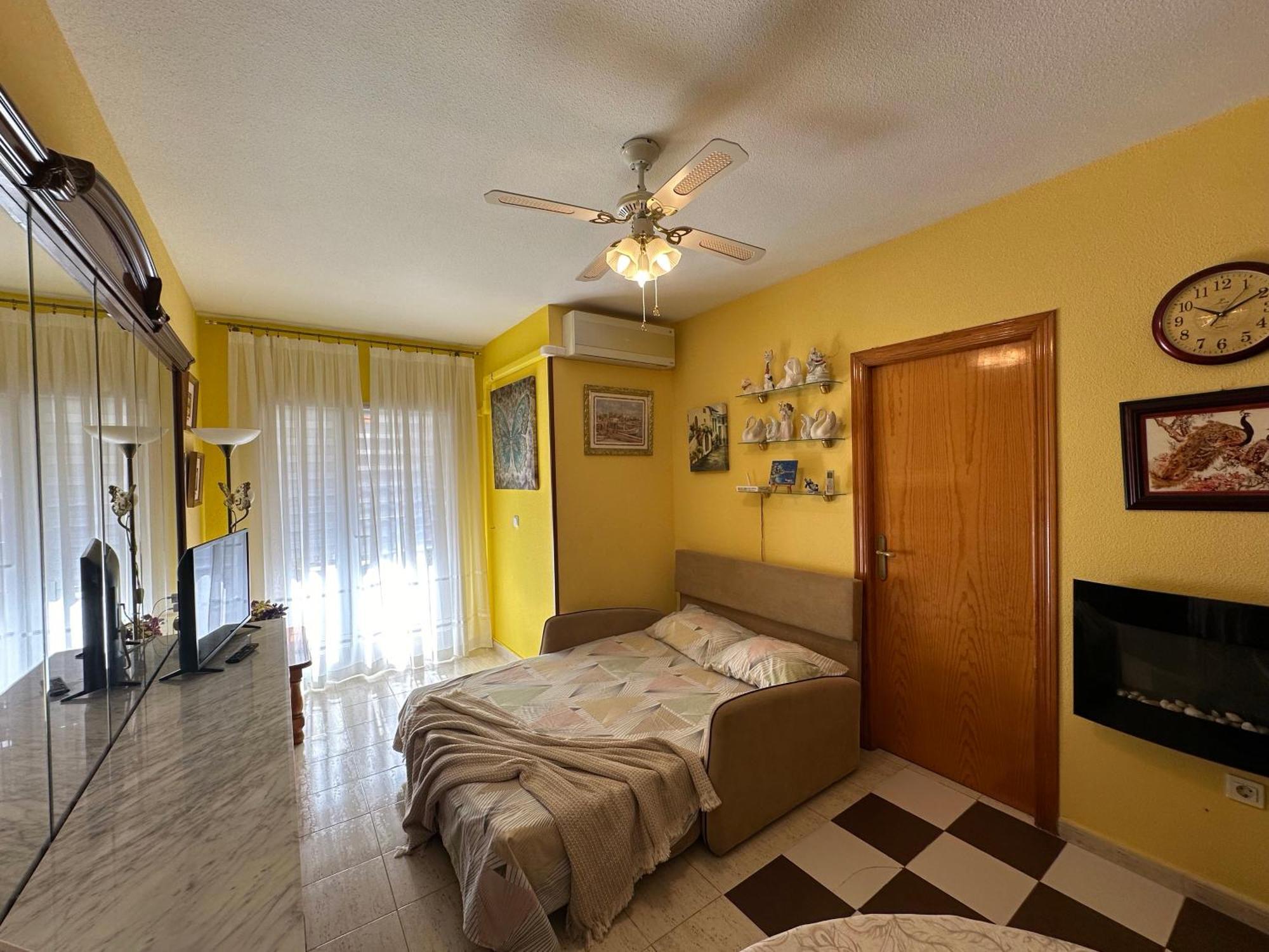 Apartament Montana Torrevieja Extérieur photo