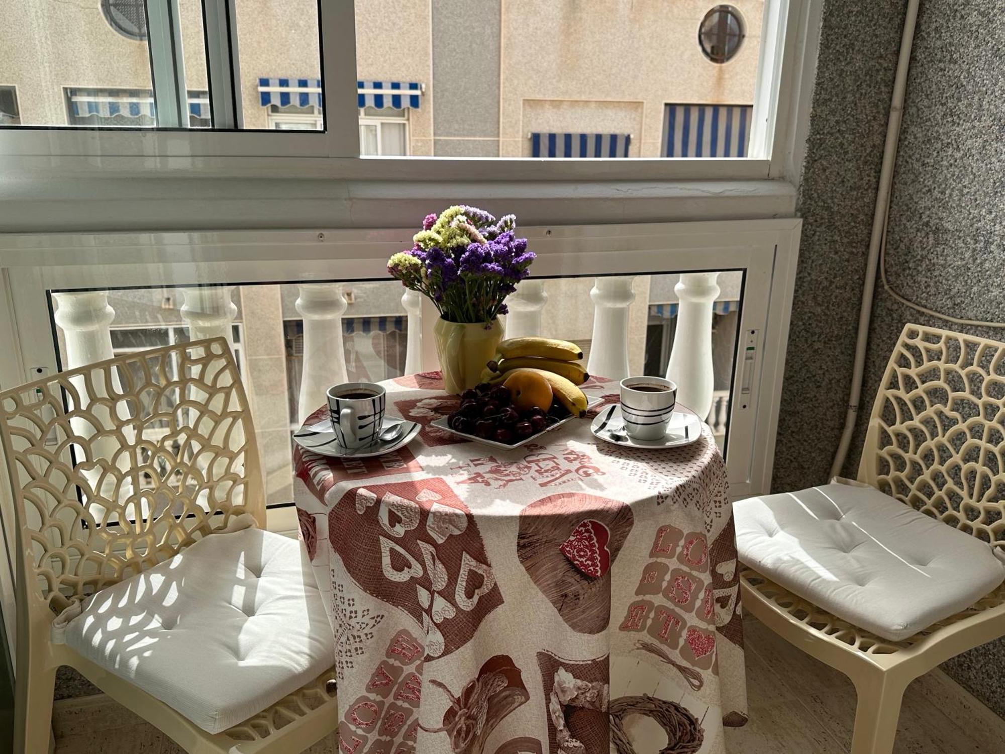 Apartament Montana Torrevieja Extérieur photo